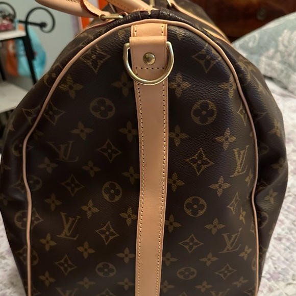 Louis Vuitton Keepall Duffel Bag 60 - Picture 4 of 11